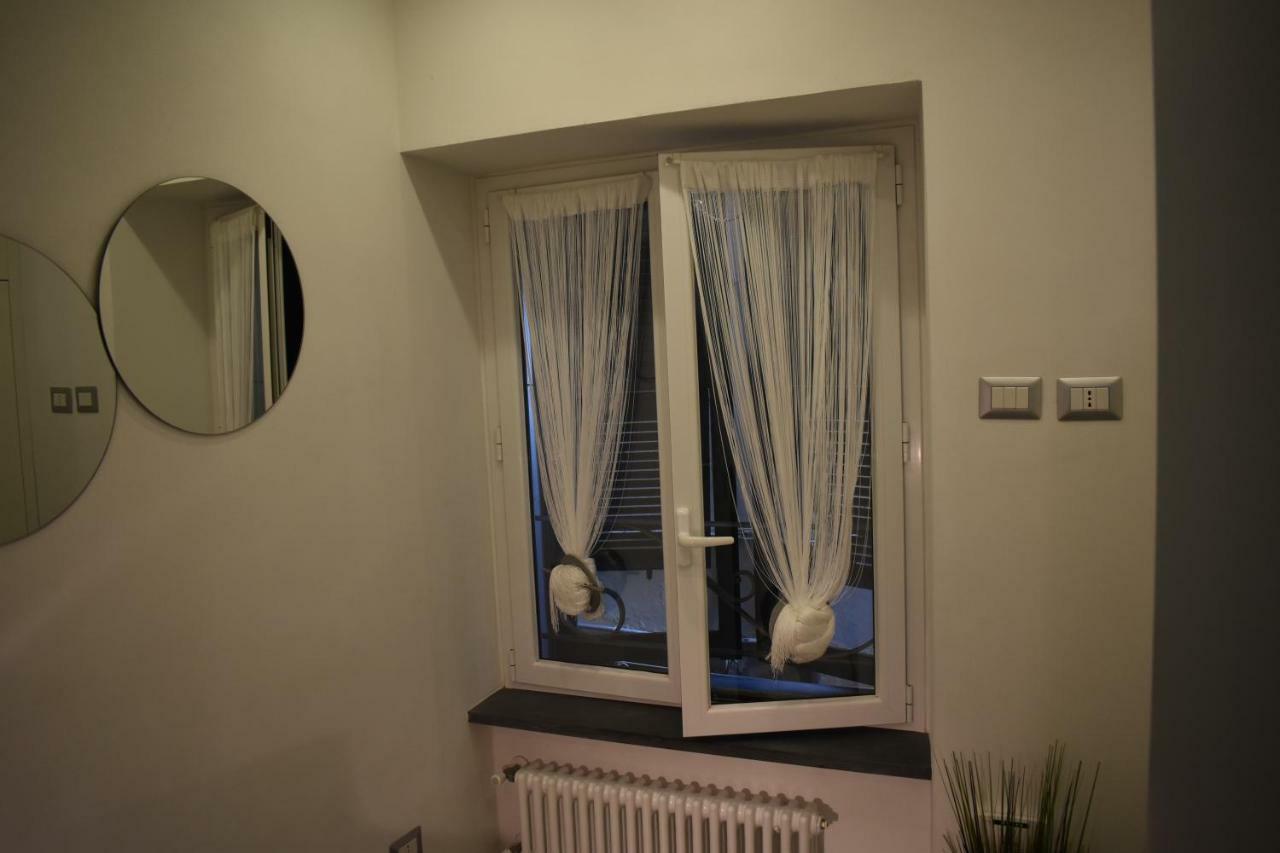 Silver Flat Vernazza Luaran gambar